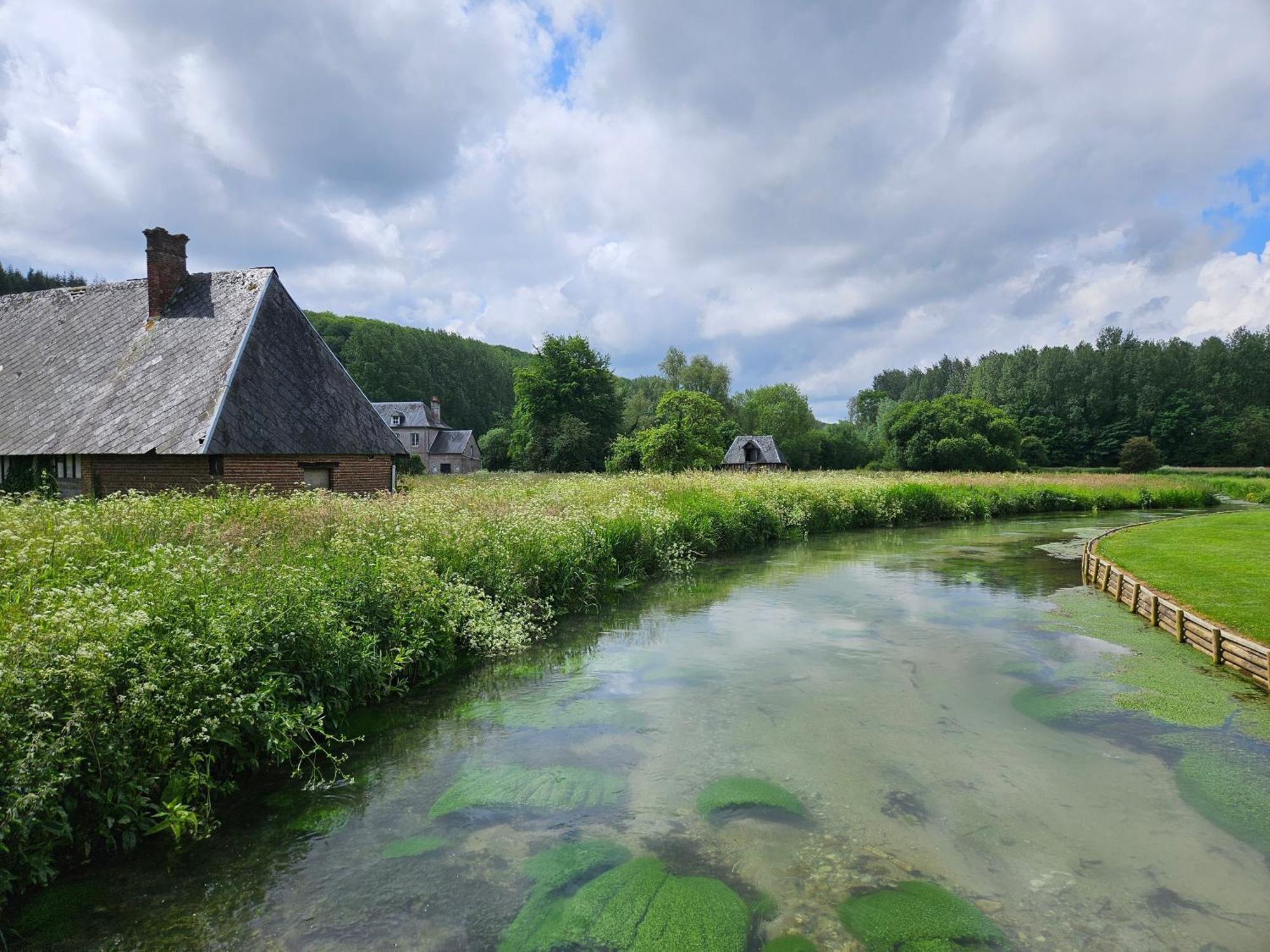 Gites 4,6 Personnes Fecamp Etretat Colleville Exterior foto